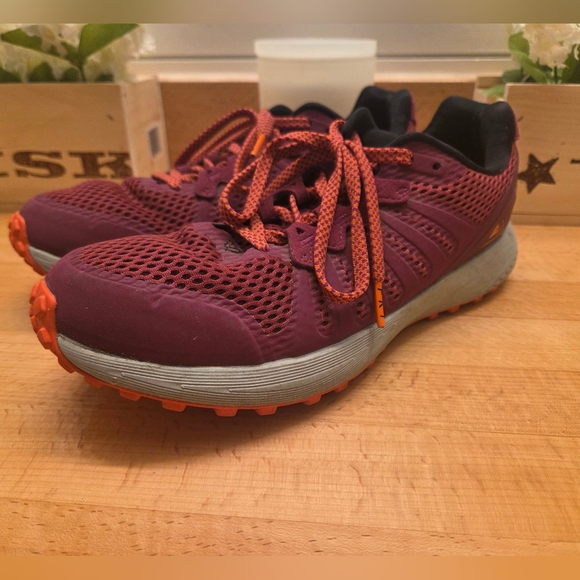 Columbia Montrail F.K.T. Trail Running Shoe Red Quartz Women's Size 10 - Picture 11 of 11